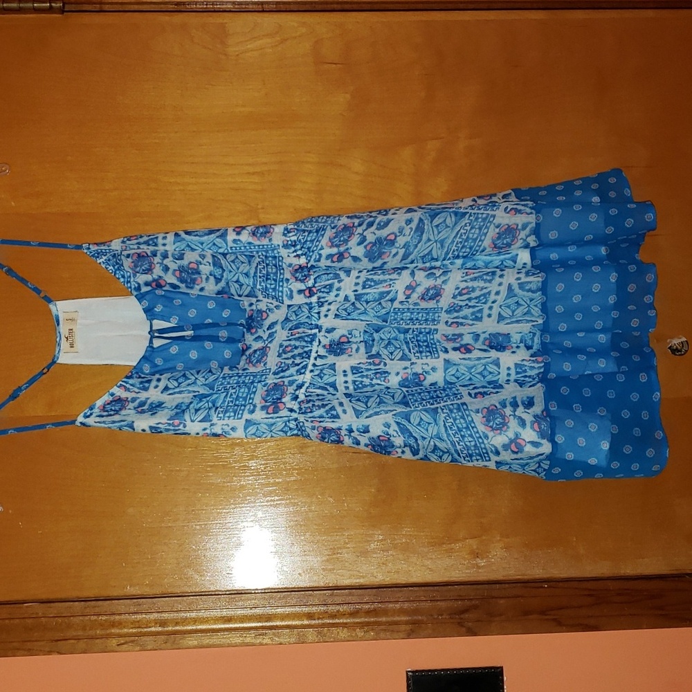 Hollister spagetthi strap dress in blue pink and white, small